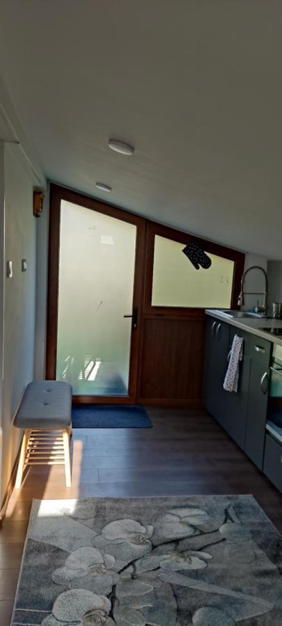 Apartament Мансардна Никол Widyń Zewnętrze zdjęcie