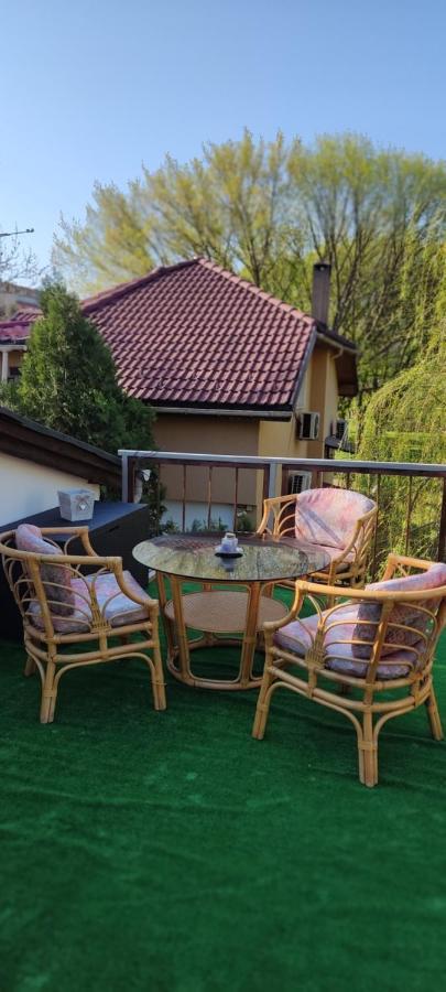 Apartament Мансардна Никол Widyń Zewnętrze zdjęcie